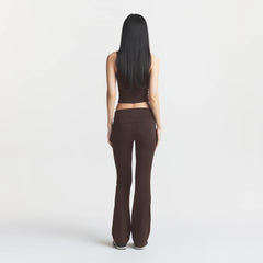 COTTON JERSEY FOLDOVER PANT | ESPRESSO ON A MODEL BACK VIEW @ | FOCUS: 0.0, 1.0, 0.9