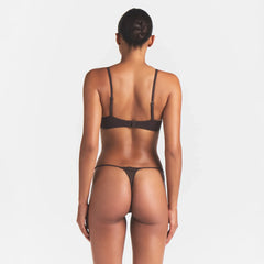 FITS EVERYBODY LACE UNLINED SCOOP BRA | ESPRESSO ON A MODEL FRONT VIEW @ | FOCUS: 0.0, 1.0, 0.9