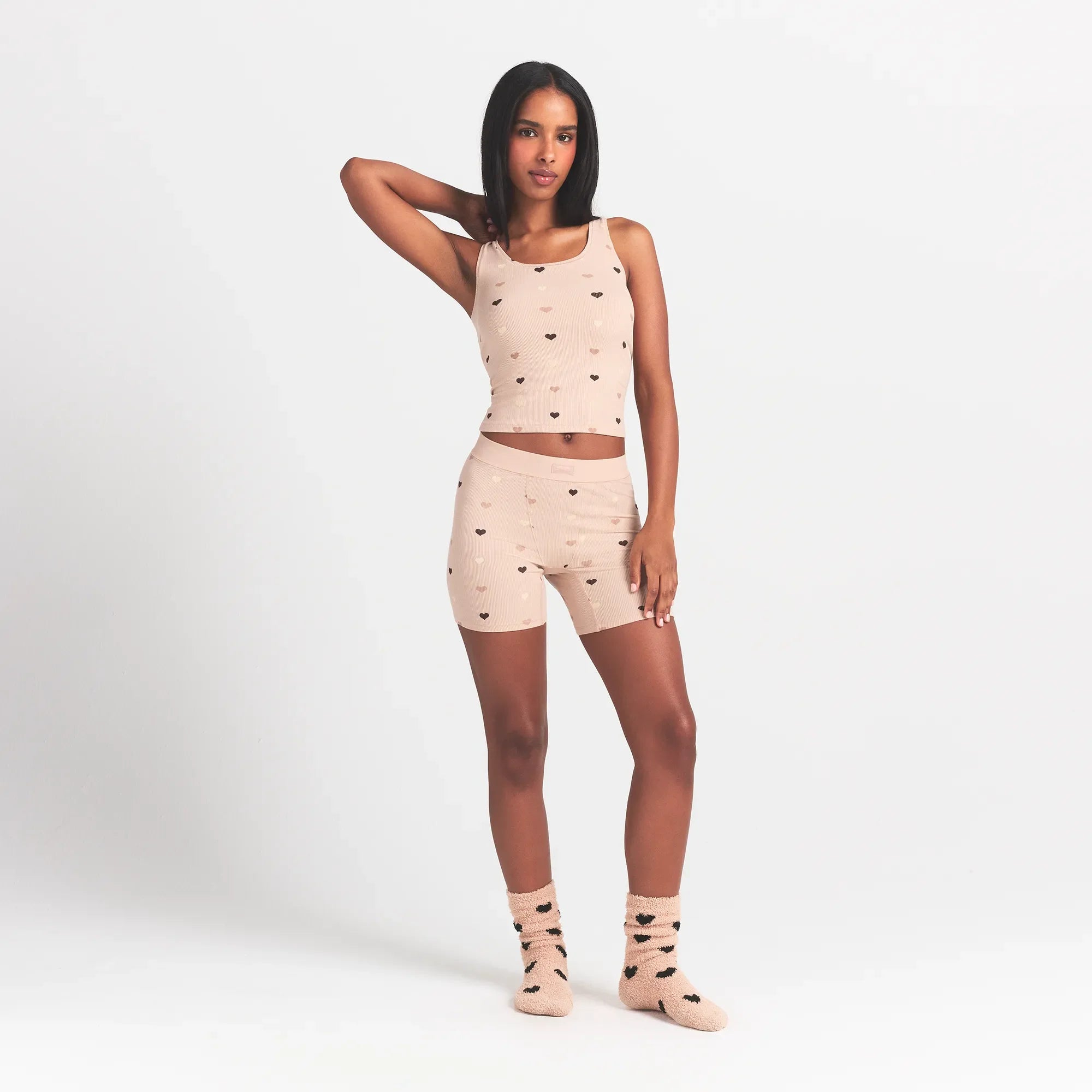 SOFT LOUNGE BOXER | MICA MINI HEART HALFDROP ON A MODEL FRONT VIEW @ | FOCUS: 0.0, 1.0, 0.9