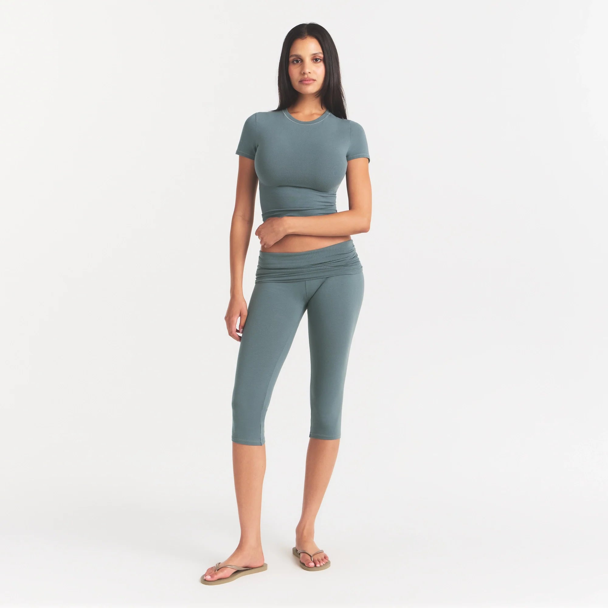 COTTON JERSEY FOLDOVER CAPRI | KYANITE ON A MODEL FRONT VIEW @ | FOCUS: 0.0, 1.0, 0.9