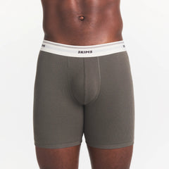 SKIMS COTTON RIB MENS 5" BOXER BRIEF | JUNGLE ON A MODEL FRONT VIEW @ | FOCUS: 0.0, 1.0, 0.9