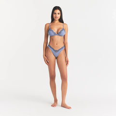 FITS EVERYBODY LACE TRIANGLE BRALETTE | SLATE TONAL ON A MODEL | FOCUS: 0.0, 1.0, 0.9