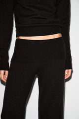 WOOL CASHMERE FOLDOVER PANT | ONYX ON A MODEL FRONT VIEW @ | FOCUS: 0.0, 1.0, 0.9