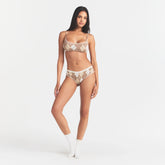 LIGHTWEIGHT COTTON LOGO PICOT HIPSTER | CAFE ARGYLE PRINT ON A MODEL FRONT VIEW @ | FOCUS: 0.0, 1.0, 0.9