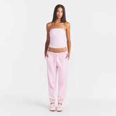 COTTON FLEECE CLASSIC JOGGER | CHERRY BLOSSOM ON A MODEL FRONT VIEW @ | FOCUS: 0.0, 1.0, 0.9