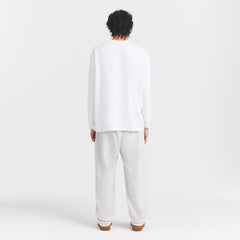 HEAVYWEIGHT COTTON MENS RELAXED LONG SLEEVE T-SHIRT | CHALK ON A MODEL FRONT VIEW @ | FOCUS: 0.0, 1.0, 0.9