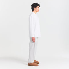 HEAVYWEIGHT COTTON MENS RELAXED LONG SLEEVE T-SHIRT | CHALK ON A MODEL FRONT VIEW @ | FOCUS: 0.0, 1.0, 0.9