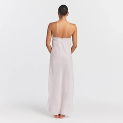 VOILE SLEEP LONG DRESS | LIGHT LILAC ON A MODEL FRONT VIEW @ | FOCUS: 0.0, 1.0, 0.9