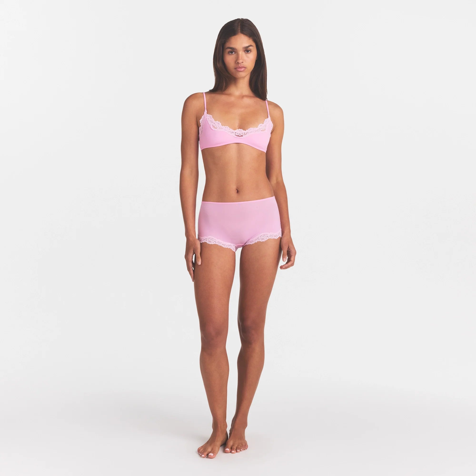 FITS EVERYBODY LACE BOY SHORT | BUBBLE GUM TONAL ON A MODEL FRONT VIEW @ | FOCUS: 0.0, 1.0, 0.9