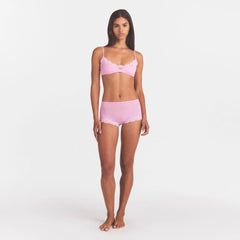FITS EVERYBODY LACE BOY SHORT | BUBBLE GUM TONAL ON A MODEL FRONT VIEW @ | FOCUS: 0.0, 1.0, 0.9