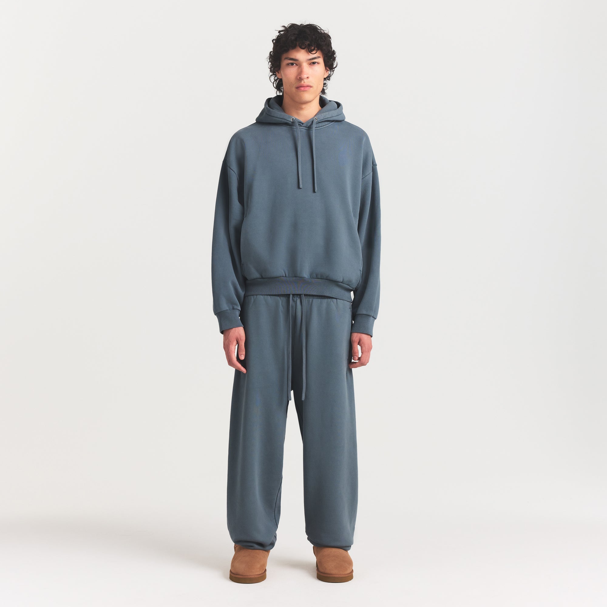 HEAVYWEIGHT FLEECE MENS STRAIGHT LEG PANT | KYANITE ON A MODEL FRONT VIEW @ | FOCUS: 0.0, 1.0, 0.9