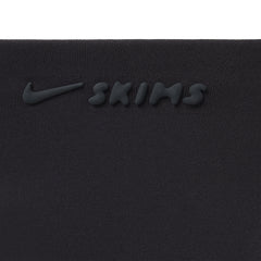 NikeSKIMS MATTE FOOTSIE GRIP LEGGING | OBSIDIAN ADDITIONAL FABRIC DETAILS