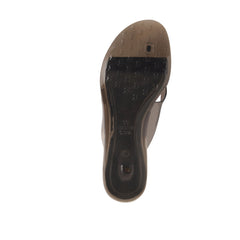 JELLY KITTEN HEEL | ONYX ADDITIONAL FABRIC DETAILS