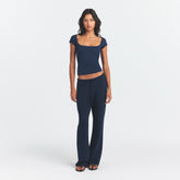 COTTON JERSEY SCOOP NECK T-SHIRT | NAVY ON A MODEL FRONT VIEW @ | FOCUS: 0.0, 1.0, 0.9