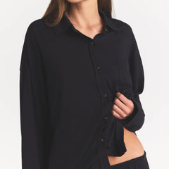 ORGANIC COTTON SLEEP LONG SLEEVE SET | OBSIDIAN ON A MODEL SIDE VIEW @ | FOCUS: 0.0, 1.0, 0.9