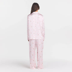 WOVEN SHINE LONG SLEEP SET | BARELY PINK SNACK BAG ON A MODEL FRONT VIEW @ | FOCUS: 0.0, 1.0, 0.9