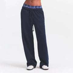 COTTON FLEECE CLASSIC STRAIGHT LEG PANT | NAVY ON A MODEL | FLT@ | FOCUS: 0.0, 1.0, 0.9