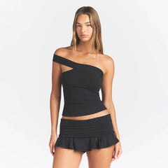 COTTON JERSEY ASYMMETRICAL TUBE TOP | SOOT ON A MODEL FRONT VIEW @ | FOCUS: 0.0, 1.0, 0.9