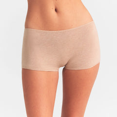 EVERYDAY COTTON BOY SHORT | CLAY HEATHER ON A MODEL SIDE VIEW @ | FOCUS: 0.0, 1.0, 0.9