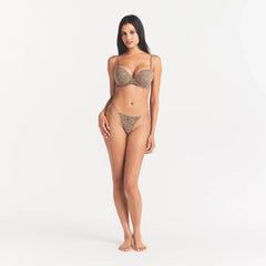 FITS EVERYBODY PUSH-UP BRA | DESERT LEOPARD INK PRINT ON A MODEL FRONT VIEW @ | FOCUS: 0.0, 1.0, 0.9