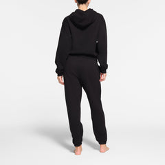 COTTON FLEECE CLASSIC JOGGER | ONYX ON A MODEL BACK VIEW