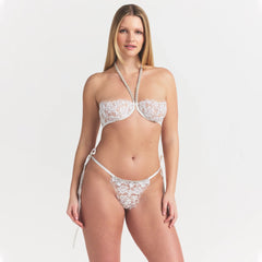 SKIMS LACE UNLINED HALTER BRA | SNOW ON A MODEL SIDE VIEW