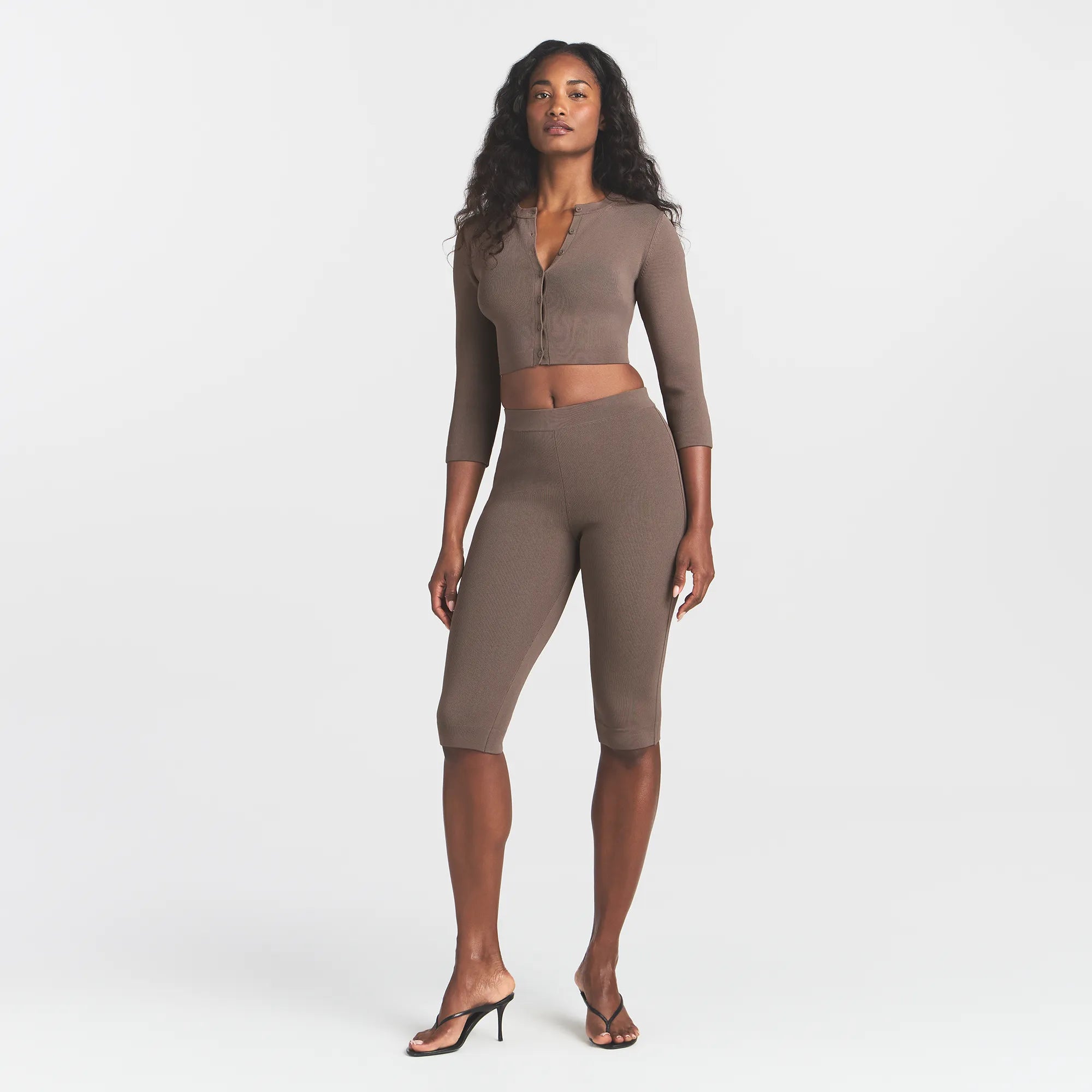 REFINED KNIT CAPRI | AMETHYST ON A MODEL FRONT VIEW @ | FOCUS: 0.0, 1.0, 0.9