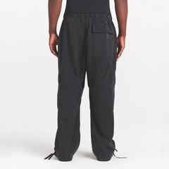 WOVEN MENS CARGO PANT | ONYX ON A MODEL SIDE VIEW @ | FOCUS: 0.0, 1.0, 0.9