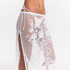 LACE COVER-UPS LONG SKIRT | SNOW ON A MODEL SIDE VIEW @ | FOCUS: 0.0, 1.0, 0.9
