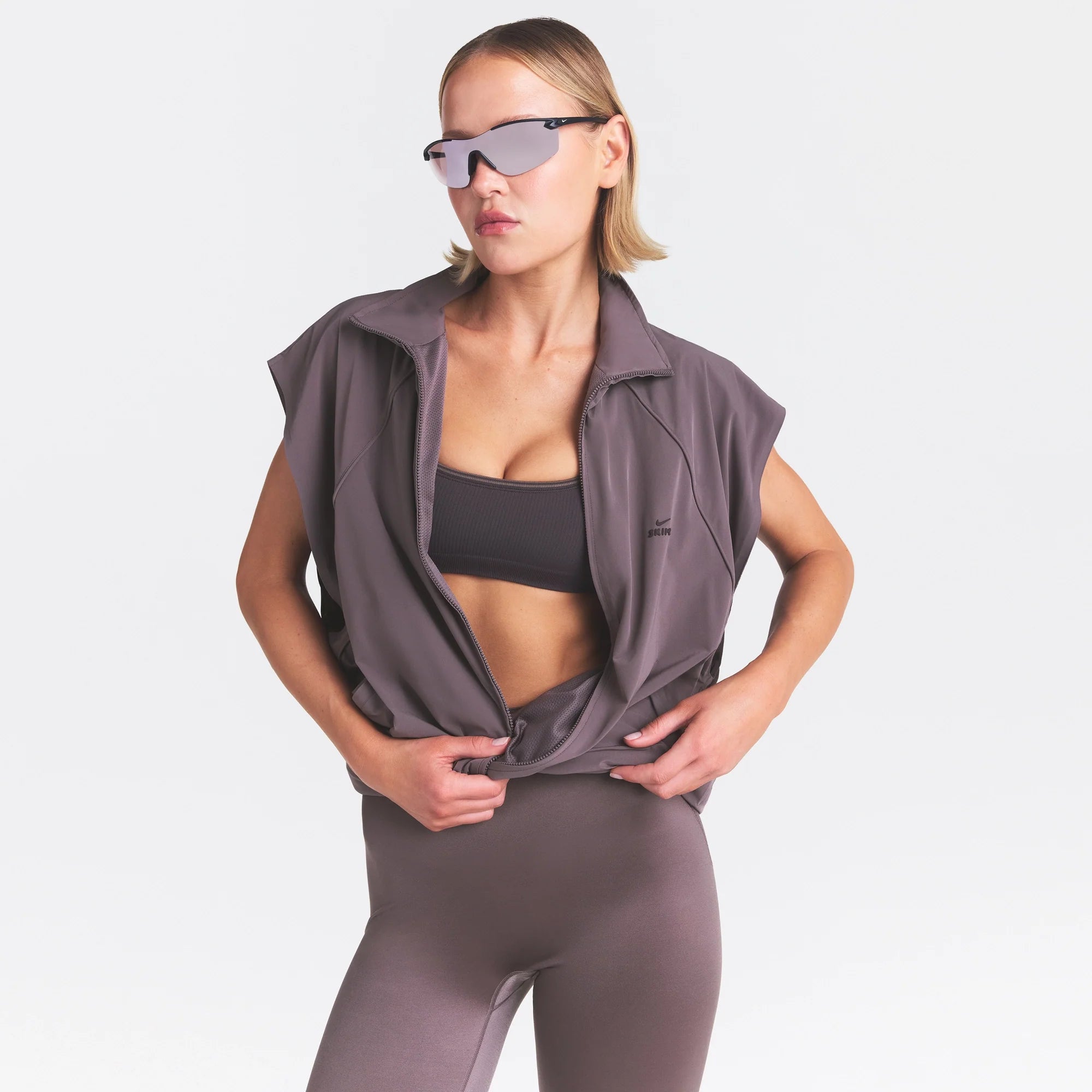 NikeSKIMS STRETCH NYLON OVERSIZED VEST | RESIN ON A MODEL SIDE VIEW @ | FOCUS: 0.0, 1.0, 0.9