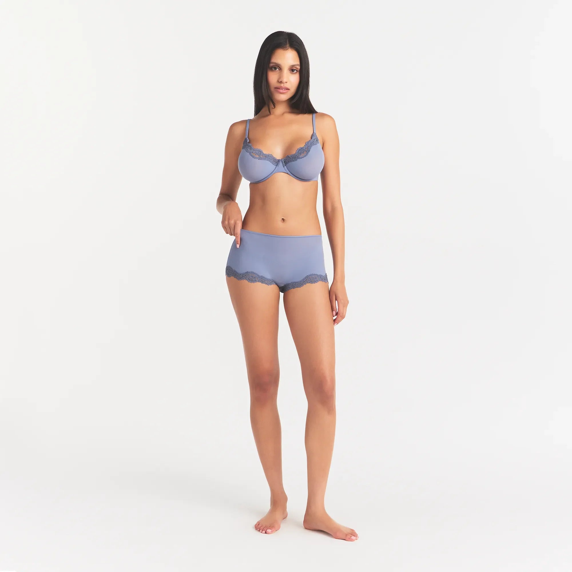 FITS EVERYBODY LACE BOY SHORT | SLATE TONAL ON A MODEL | FLT@ | FOCUS: 0.0, 1.0, 0.9