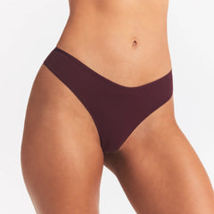 FITS EVERYBODY THONG 5-PACK | DESERT LEOPARD MULTI ON A MODEL SIDE VIEW @ | FOCUS: 0.0, 1.0, 0.9