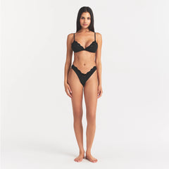 FITS EVERYBODY LACE DIPPED THONG | ONYX ON A MODEL BACK VIEW