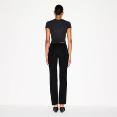 THE ESSENTIAL COLLECTION HIGH-WAISTED PINTUCK STRAIGHT LEG PANT | OBSIDIAN ON A MODEL FRONT VIEW @ | FOCUS: 0.0, 1.0, 0.9