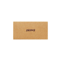 GETTING READY ACCESSORIES EMBOSSED LOGO CLAW CLIP | PEONY FLAT ON A WHITE BACKGROUND | FLT