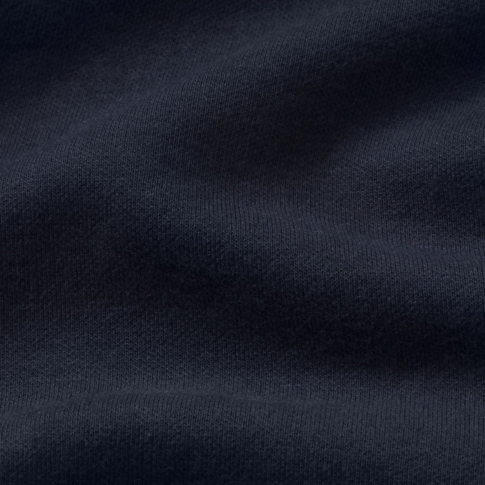 COTTON FLEECE LONG SHORT | NAVY & LAYS FLAT ON A WHITE BACKGROUND | FLT