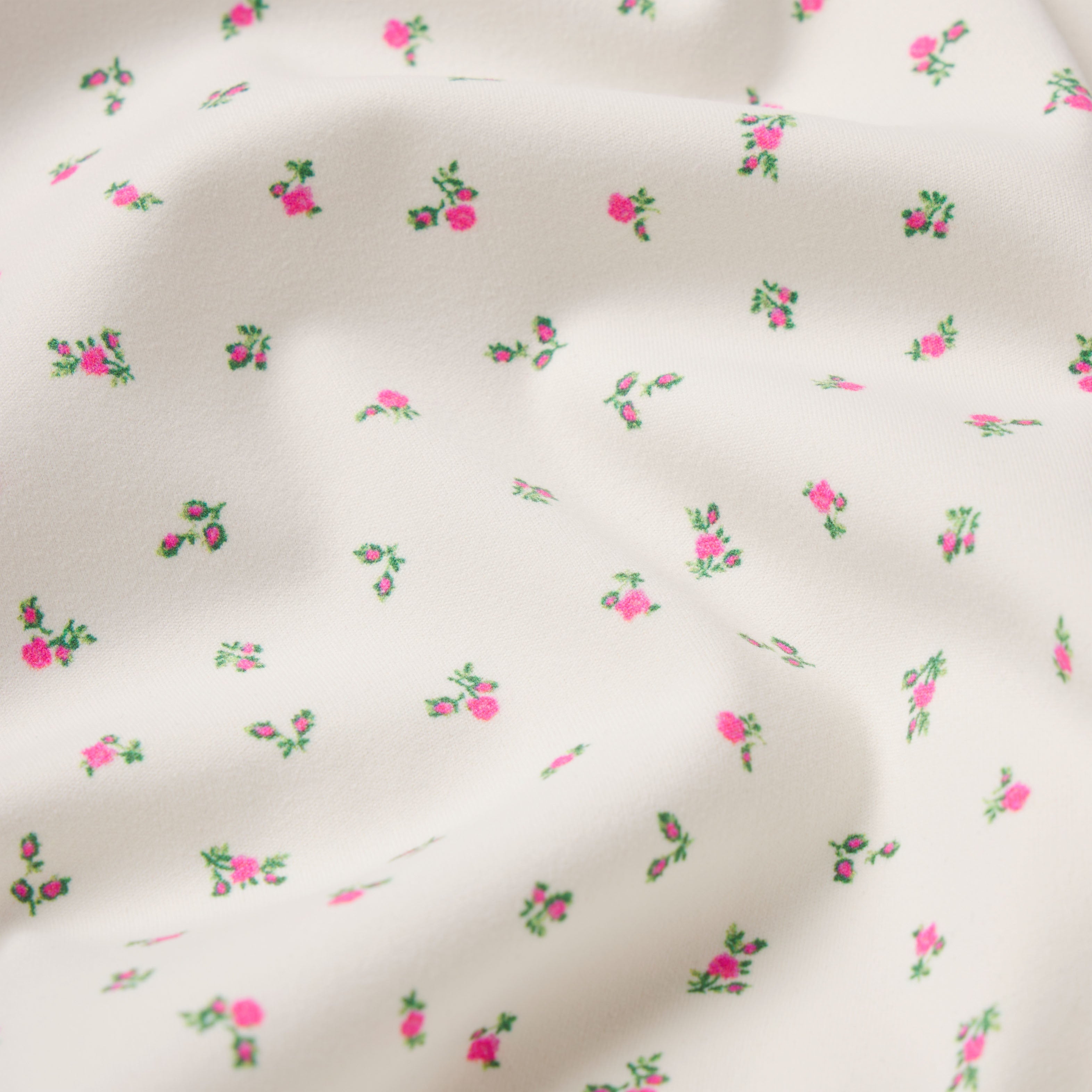 NikeSKIMS MATTE SCOOP NECK BRA | DITSY FLORAL PRINT ADDITIONAL FABRIC DETAILS