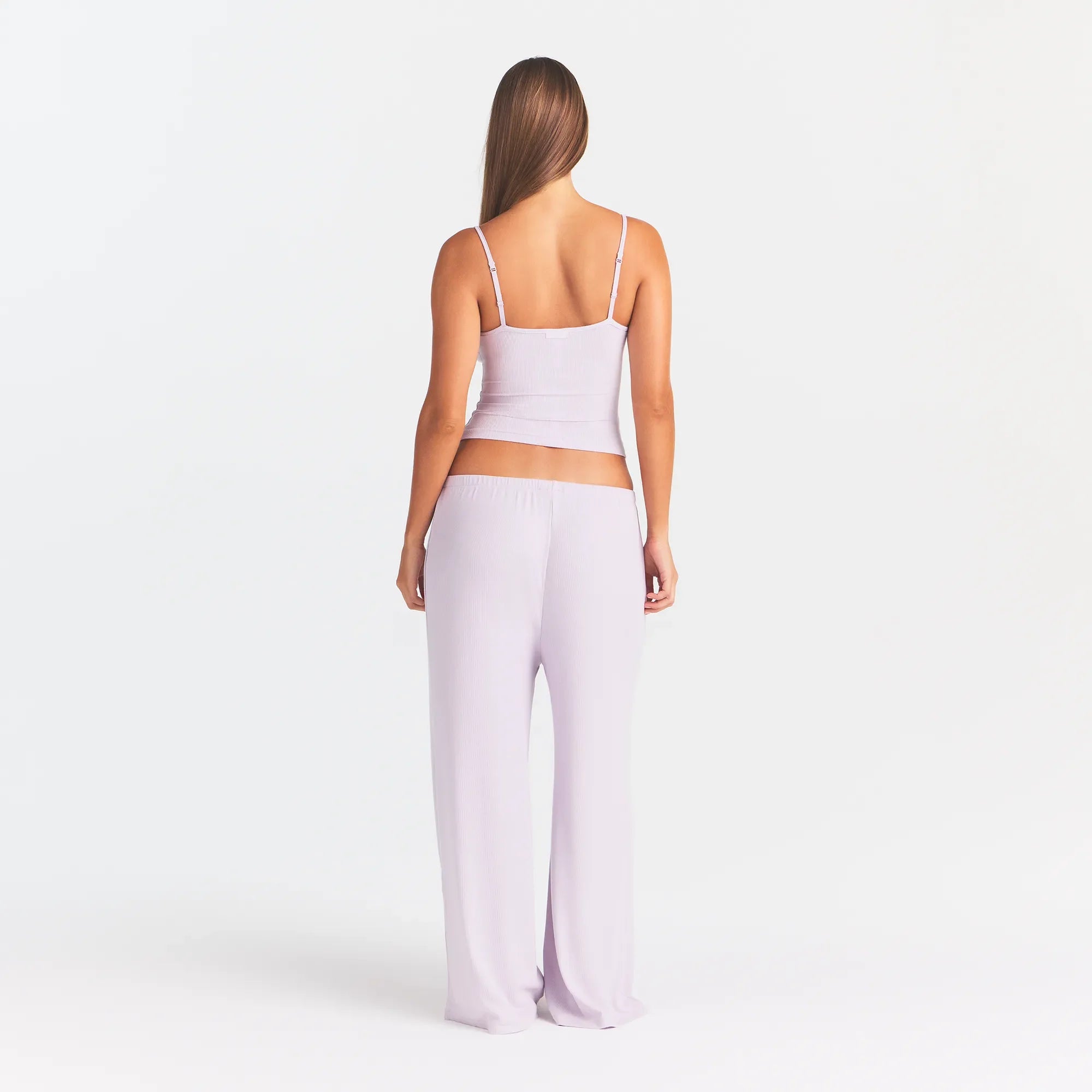 SOFT LOUNGE TANK SLEEP SET | IRIS MICA ON A MODEL BACK VIEW @ | FOCUS: 0.0, 1.0, 0.9