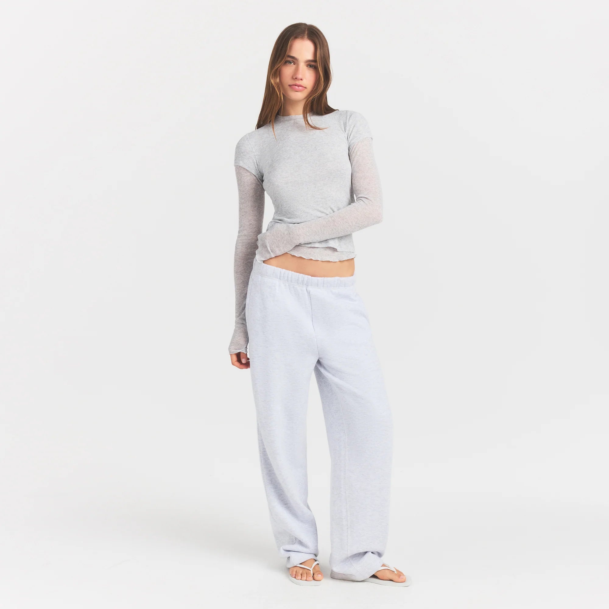 SHEER RIB LONG SLEEVE | LIGHT HEATHER GREY ON A MODEL FRONT VIEW @ | FOCUS: 0.0, 1.0, 0.9