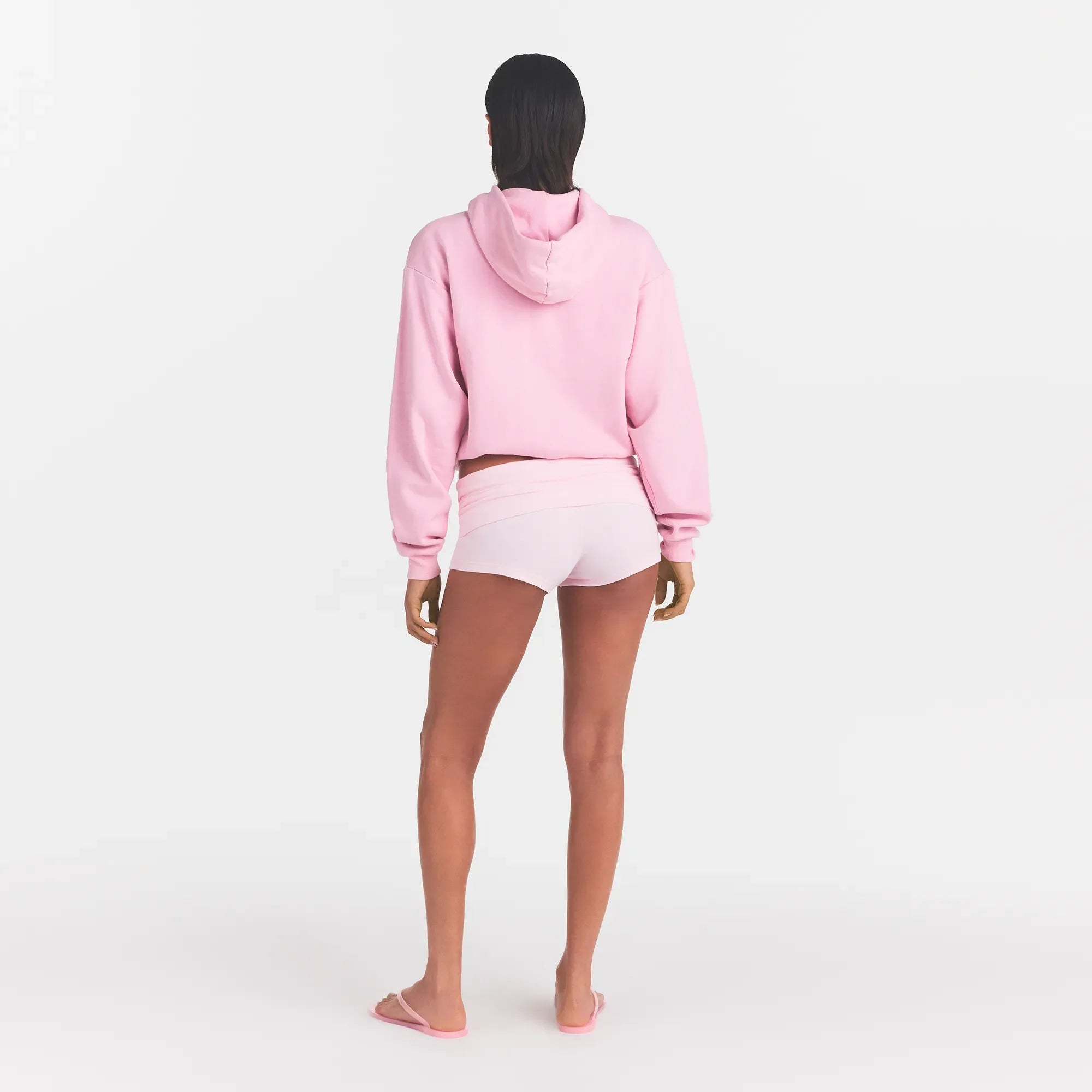 COTTON FLEECE CLASSIC HOODIE | HALITE WITH SNOW LOGO ON A MODEL BACK VIEW @ | FOCUS: 0.0, 1.0, 0.9