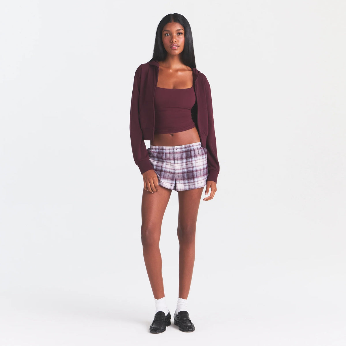 COTTON JERSEY ZIP UP HOODIE | CURRANT ON A MODEL | FOCUS: 0.0, 1.0, 0.9